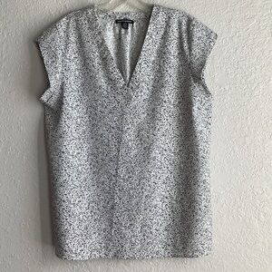 Hilary Radley White and Black Blouse